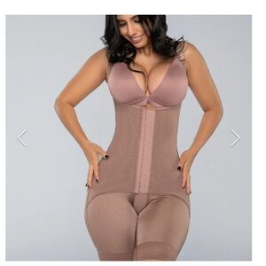 OGEE FAJA -COMPRESSION GARMENT Dr William Miami Plastic Surgeon MEDIUM